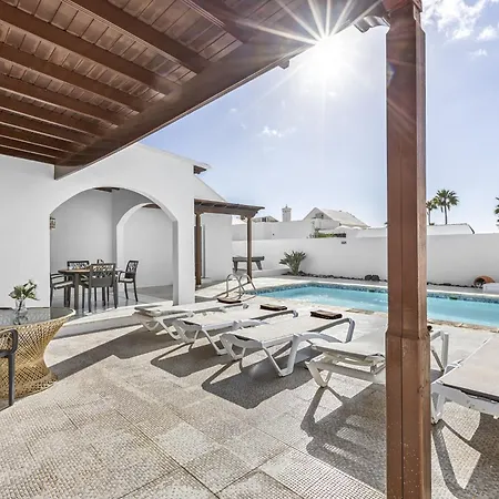 Villa Eva - Vipvipvillas *