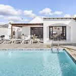 Eva - Vipvipvillas فيلة بويرتو ذيل كارمين