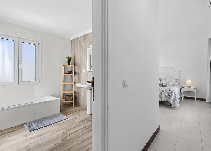 Eva - Vipvipvillas * Puerto del Carmen (Lanzarote)